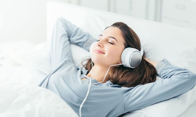 13 طريقة لمساعدتك على الاسترخاء والتخلص من التوتر