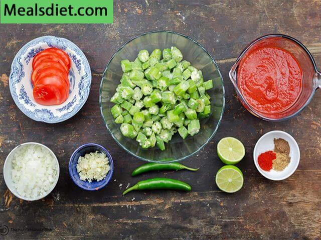 بامية على طريقة البحر المتوسط بامية على طريقة البحر المتوسط